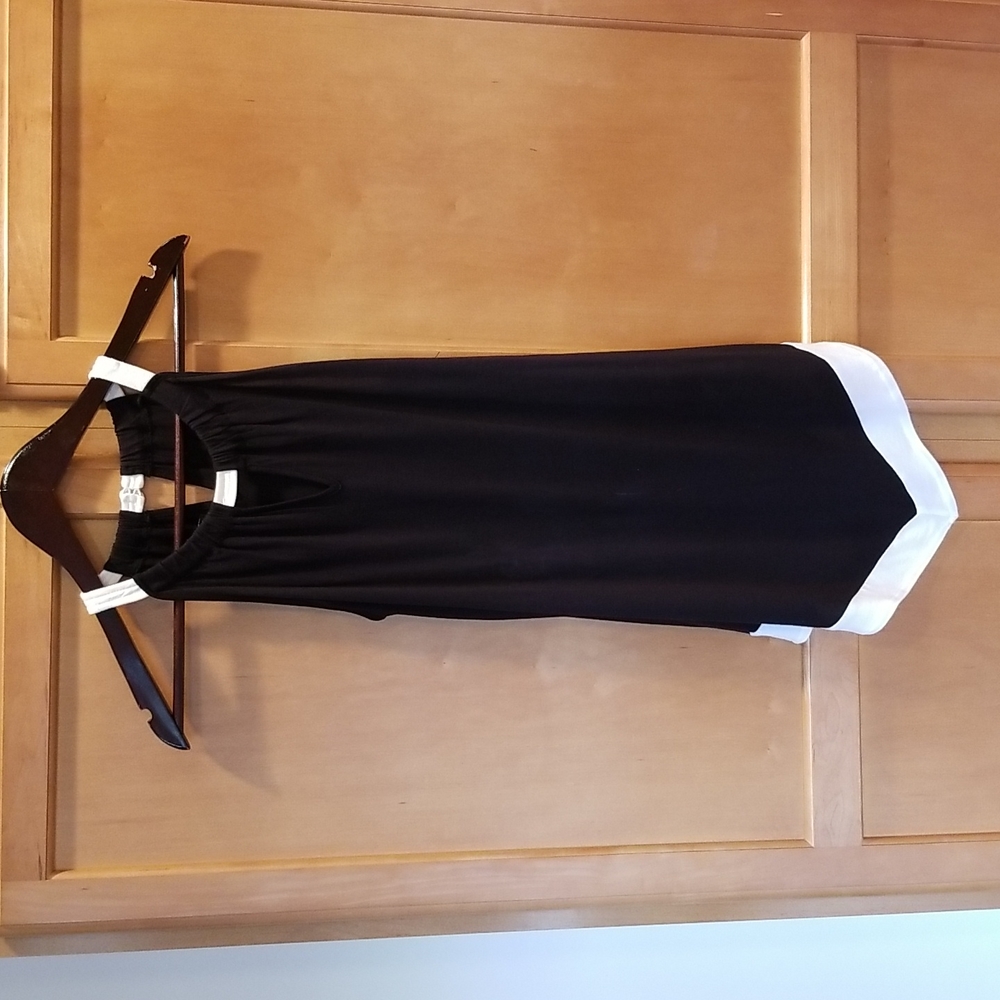 LIKE NEW INC halter tunic black with white trim size small 100% rayon